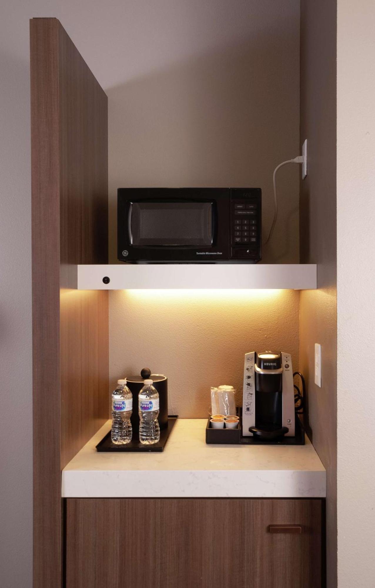 Hilton Garden Inn Atlanta Airport/Millenium Center College Park Bagian luar foto