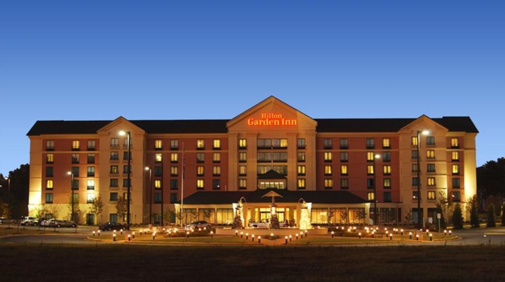Hilton Garden Inn Atlanta Airport/Millenium Center College Park Bagian luar foto