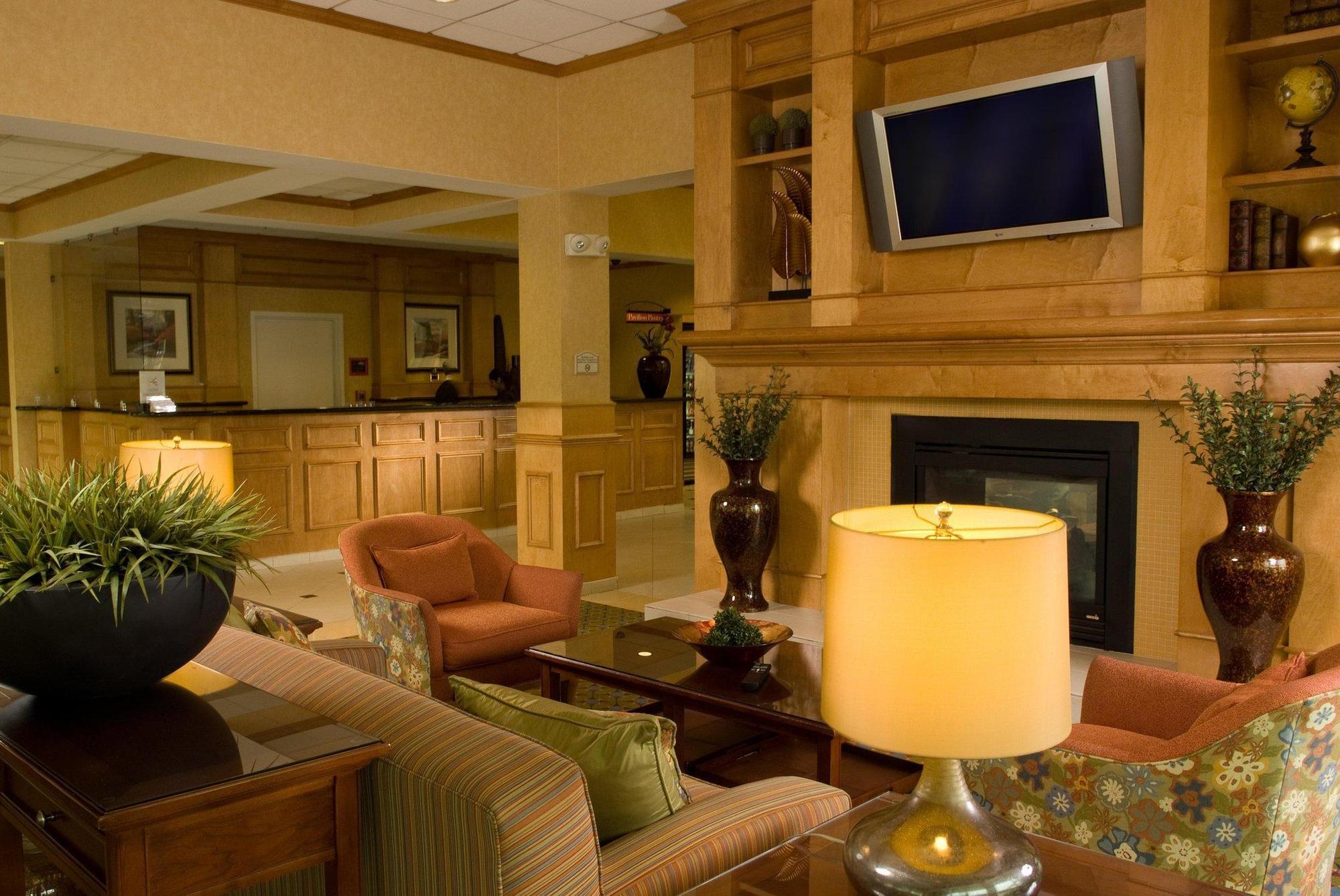 Hilton Garden Inn Atlanta Airport/Millenium Center College Park Bagian luar foto